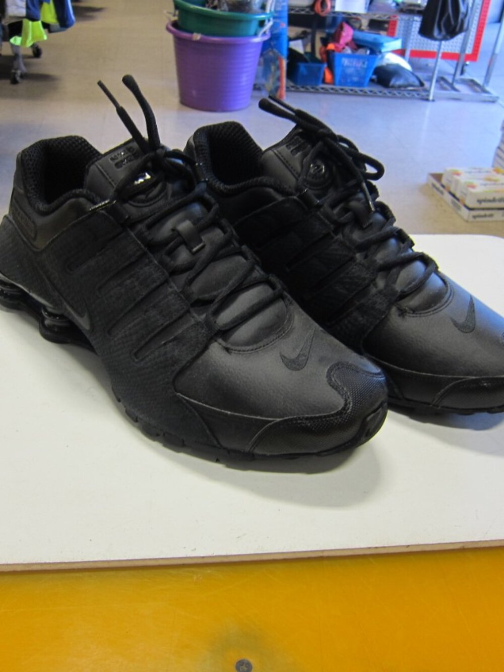 Nike Shox NZ Men's 12 Triple Black Athletic Shoe's 378341-001